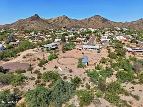 View/Area - 1701 E Las Palmaritas Dr, Phoenix, AZ 85020 photo 4 of 4