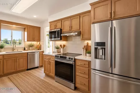 Kitchen - 1701 E Las Palmaritas Dr, Phoenix, AZ 85020 photo 1 of 2