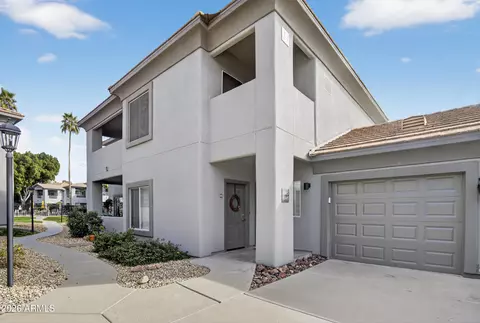 7401 W Arrowhead Clubhouse Dr #2045, Glendale, AZ 85308
