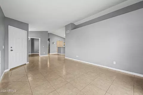 Living - 5646 S 41st Pl, Phoenix, AZ 85040 photo 3 of 3