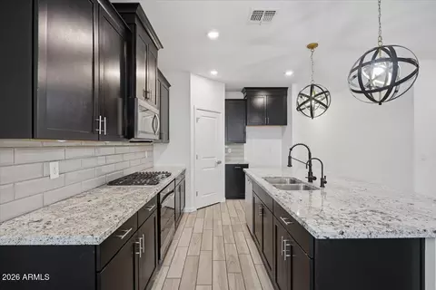 37328 N Azteca Rd, San Tan Valley, AZ 85140
