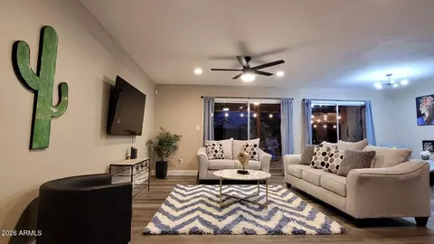 10819 W Hayward Ave, Glendale, AZ 85307
