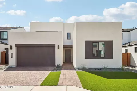 7317 W Running Deer Trl, Peoria, AZ 85383