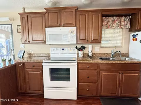 258 Beryl Dr #258, Apache Junction, AZ 85119 photo 2