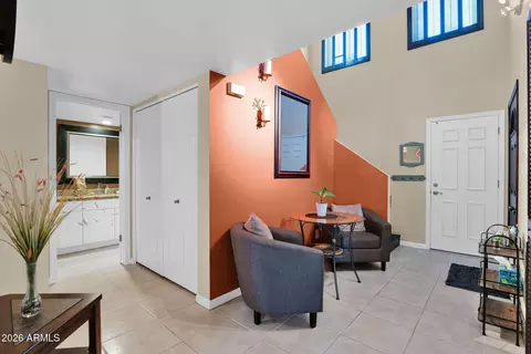 Entry Way - 5812 N 12th St #30, Phoenix, AZ 85014 photo 2 of 5