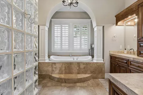 Bath - 2088 E Park Ave, Gilbert, AZ 85234 photo 3 of 12