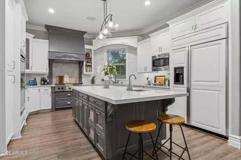 Kitchen - 2088 E Park Ave, Gilbert, AZ 85234 photo 3 of 5