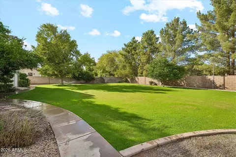 Exterior - 2088 E Park Ave, Gilbert, AZ 85234 photo 19 of 32