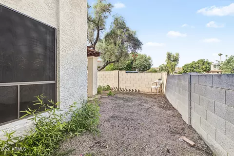 Exterior - 4815 E Winston Dr #2, Phoenix, AZ 85044 photo 6 of 8