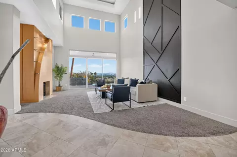 Living - 2040 E Vista Ave, Phoenix, AZ 85020 photo 6 of 6