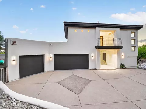 Exterior - 2040 E Vista Ave, Phoenix, AZ 85020 photo 8 of 10