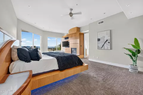 Bedroom - 2040 E Vista Ave, Phoenix, AZ 85020 photo 1 of 6