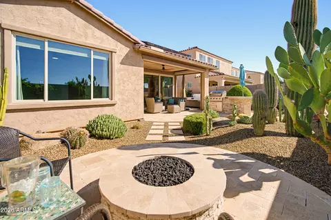 Exterior - 509 E Balao Dr, Phoenix, AZ 85085 photo 5 of 23