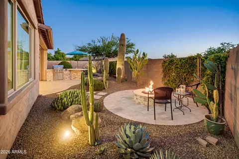 Exterior - 509 E Balao Dr, Phoenix, AZ 85085 photo 9 of 23