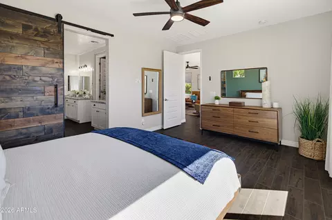 Bedroom - 509 E Balao Dr, Phoenix, AZ 85085 photo 3 of 4
