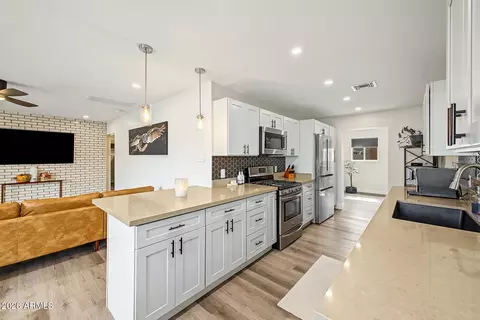 Kitchen - 4845 E Fairmount Ave, Phoenix, AZ 85018 photo 1 of 3