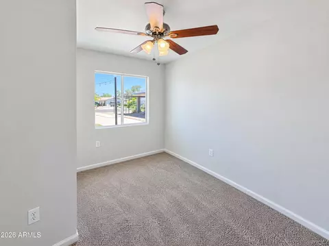 Bedroom - 1131 E Virginia Ave, Phoenix, AZ 85006 photo 4 of 6