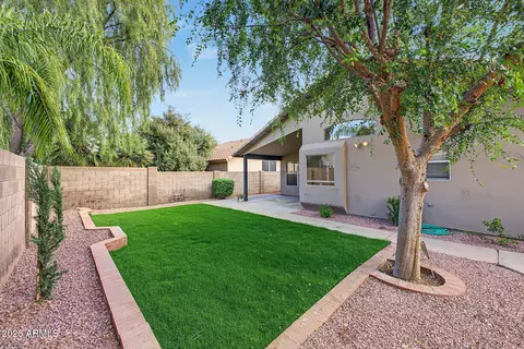 Exterior - 4502 E Verbena Dr, Phoenix, AZ 85044 photo 6 of 7