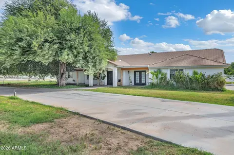 Exterior - 21249 S 158th St, Gilbert, AZ 85298 photo 7 of 13