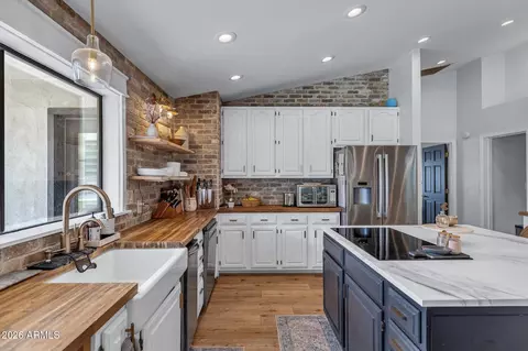 Kitchen - 21249 S 158th St, Gilbert, AZ 85298 photo 3 of 4