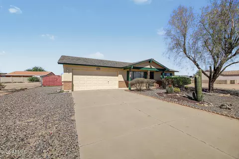 10388 W Fernando Dr, Arizona City, AZ 85123