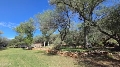 Exterior - 10115 E Cornville Rd, Cornville, AZ 86325 photo 4 of 7