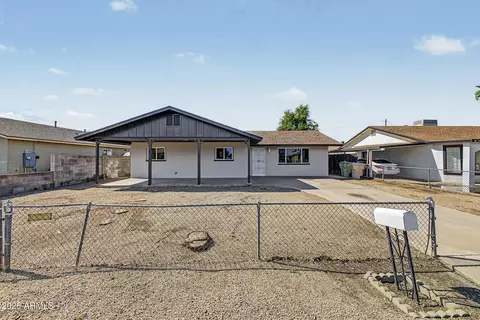 7214 N 48th Dr, Glendale, AZ 85301