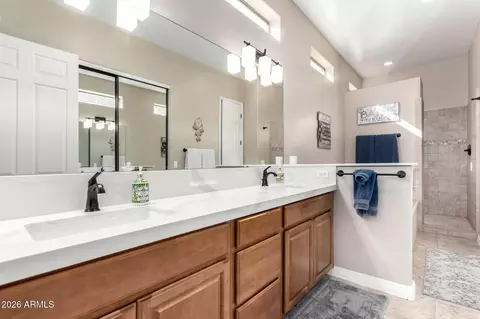 Bath - 4217 Edgemont Ave, Phoenix, AZ 85008 photo 1 of 5