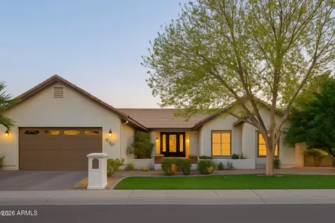 Exterior - 4217 Edgemont Ave, Phoenix, AZ 85008 photo 1 of 4