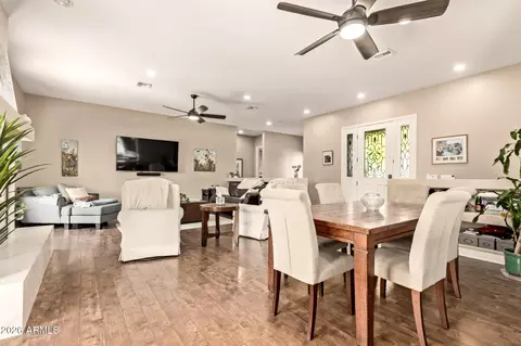 Dining - 4217 Edgemont Ave, Phoenix, AZ 85008 photo 1 of 2