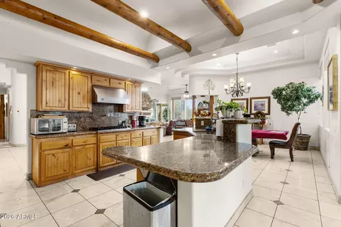 Kitchen - 10027 E Hillview St, Mesa, AZ 85207 photo 4 of 6