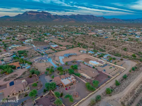 View/Area - 10027 E Hillview St, Mesa, AZ 85207 photo 10 of 13