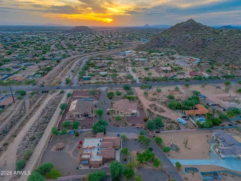 View/Area - 10027 E Hillview St, Mesa, AZ 85207 photo 1 of 13