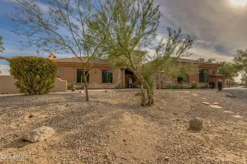Exterior - 10027 E Hillview St, Mesa, AZ 85207 photo 10 of 12