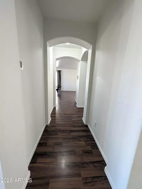 Entry Way - 5311 S 23rd Pl, Phoenix, AZ 85040 photo 3 of 9
