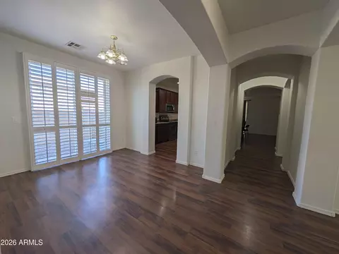 Entry Way - 5311 S 23rd Pl, Phoenix, AZ 85040 photo 2 of 9
