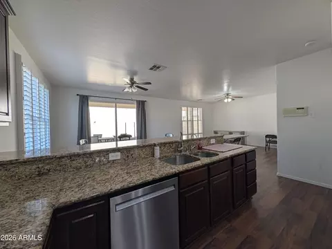 Kitchen - 5311 S 23rd Pl, Phoenix, AZ 85040 photo 2 of 3