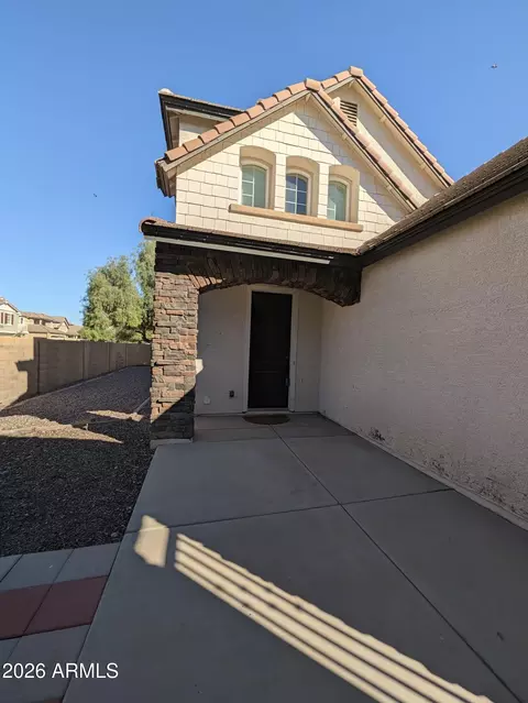 Exterior - 5311 S 23rd Pl, Phoenix, AZ 85040 photo 5 of 6