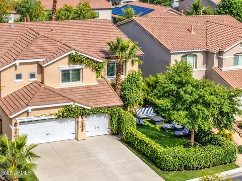 804 E Chelsea Dr, San Tan Valley, AZ 85140