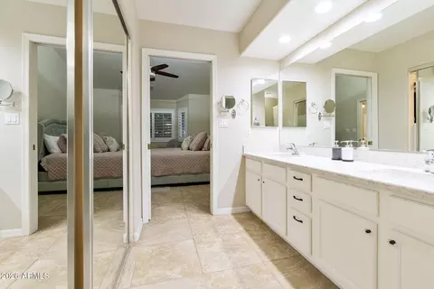 Bath - 4202 E Broadway Rd #17, Mesa, AZ 85206 photo 3 of 8