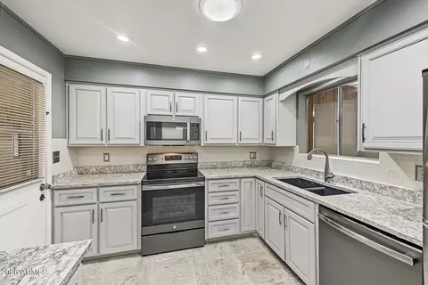 Kitchen - 6056 E Duncan St, Mesa, AZ 85205 photo 2 of 3