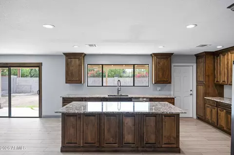 Kitchen - 409 E Alameda Dr, Tempe, AZ 85282 photo 1 of 6
