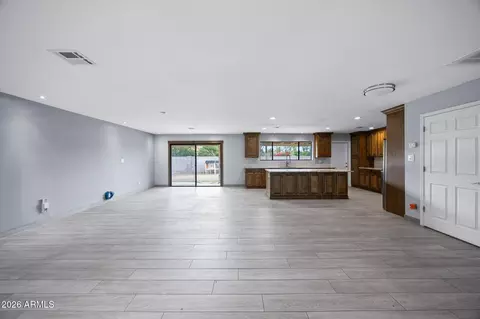 Living - 409 E Alameda Dr, Tempe, AZ 85282 photo 1 of 6