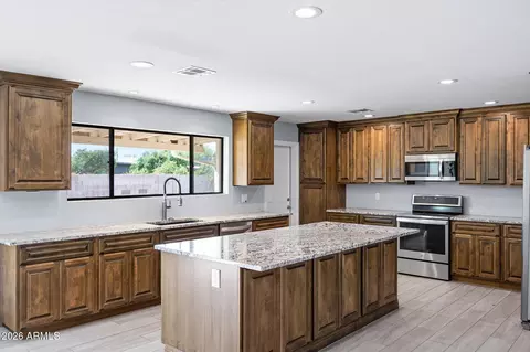 Kitchen - 409 E Alameda Dr, Tempe, AZ 85282 photo 2 of 6