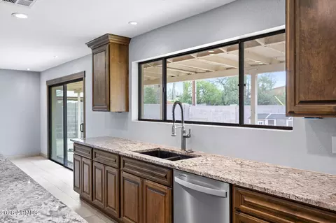 Kitchen - 409 E Alameda Dr, Tempe, AZ 85282 photo 6 of 6