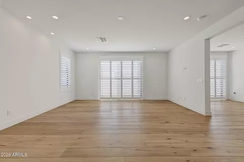 Living - 3849 E Sagebrush St, Gilbert, AZ 85296 photo 10 of 12