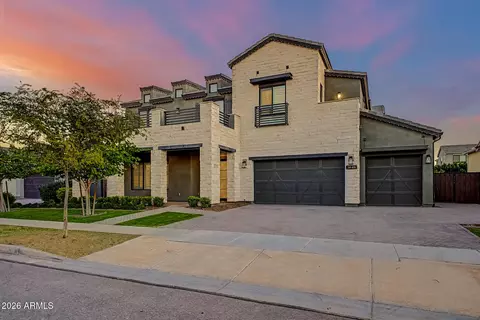 Exterior - 3849 E Sagebrush St, Gilbert, AZ 85296 photo 3 of 23
