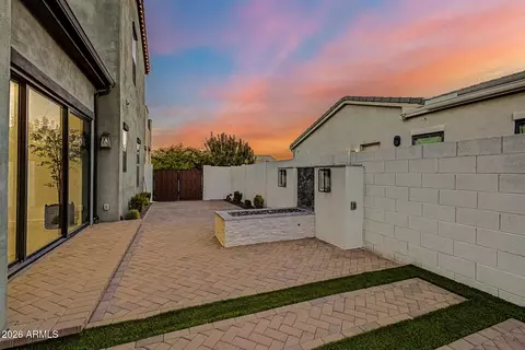 Exterior - 3849 E Sagebrush St, Gilbert, AZ 85296 photo 8 of 23