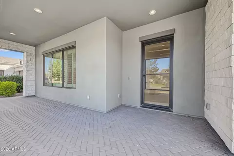 Exterior - 3849 E Sagebrush St, Gilbert, AZ 85296 photo 11 of 23