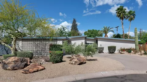 3326 N 61st Pl, Scottsdale, AZ 85251